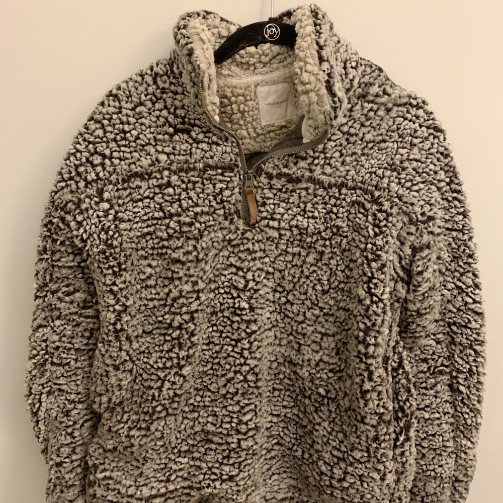 Thread and supply pullover